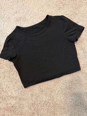 Short Sleeve Crop Top, Medium